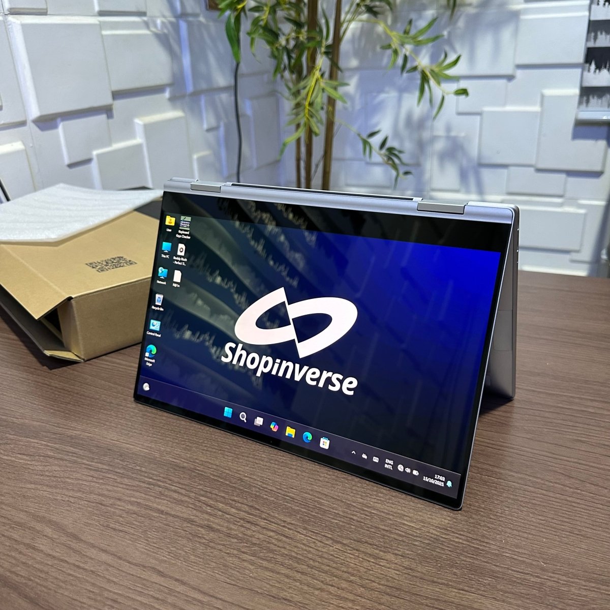 Samsung Galaxy Book 2 Pro 360 - 12th Gen. Intel Core i7 - 512GB SSD - 16GB RAM - Keyboard Light - Touchscreen