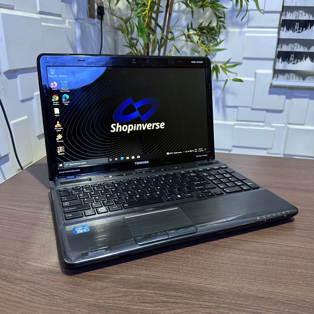 Toshiba Satellite P750 - Intel Core i7 - 500GB HDD - 6GB RAM - 1GB Nvidia Graphics