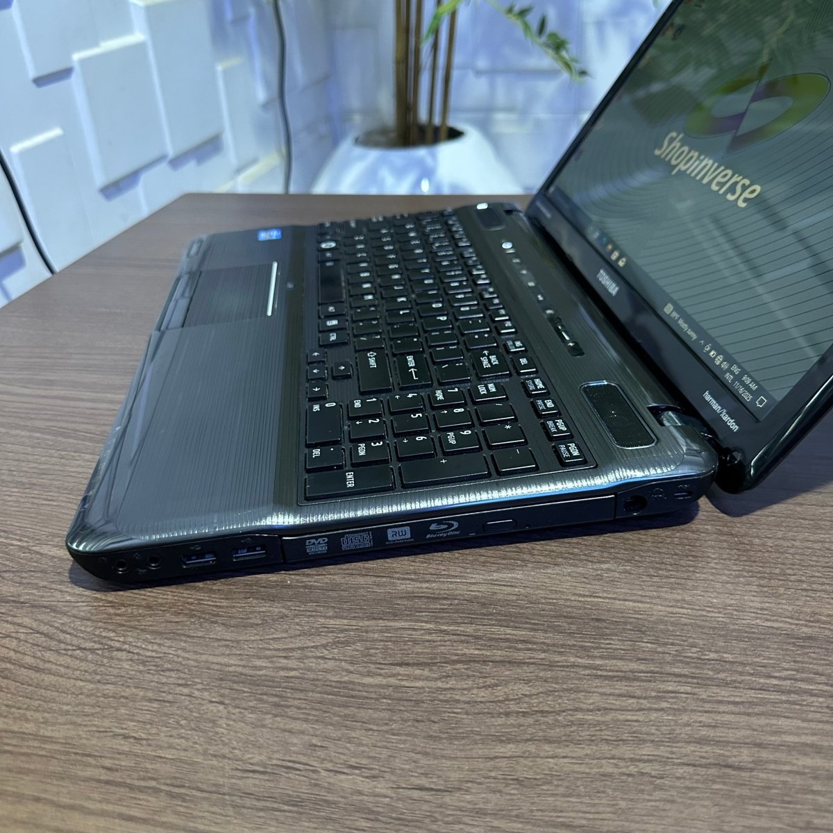 Toshiba Satellite P750 - Intel Core i7 - 500GB HDD - 6GB RAM - 1GB Nvidia Graphics