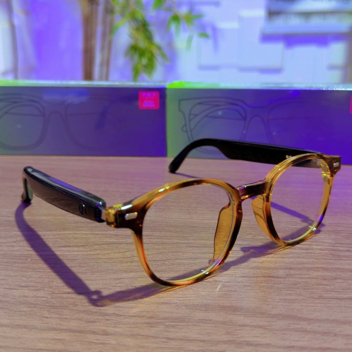 UF - 03 Smart Glasses