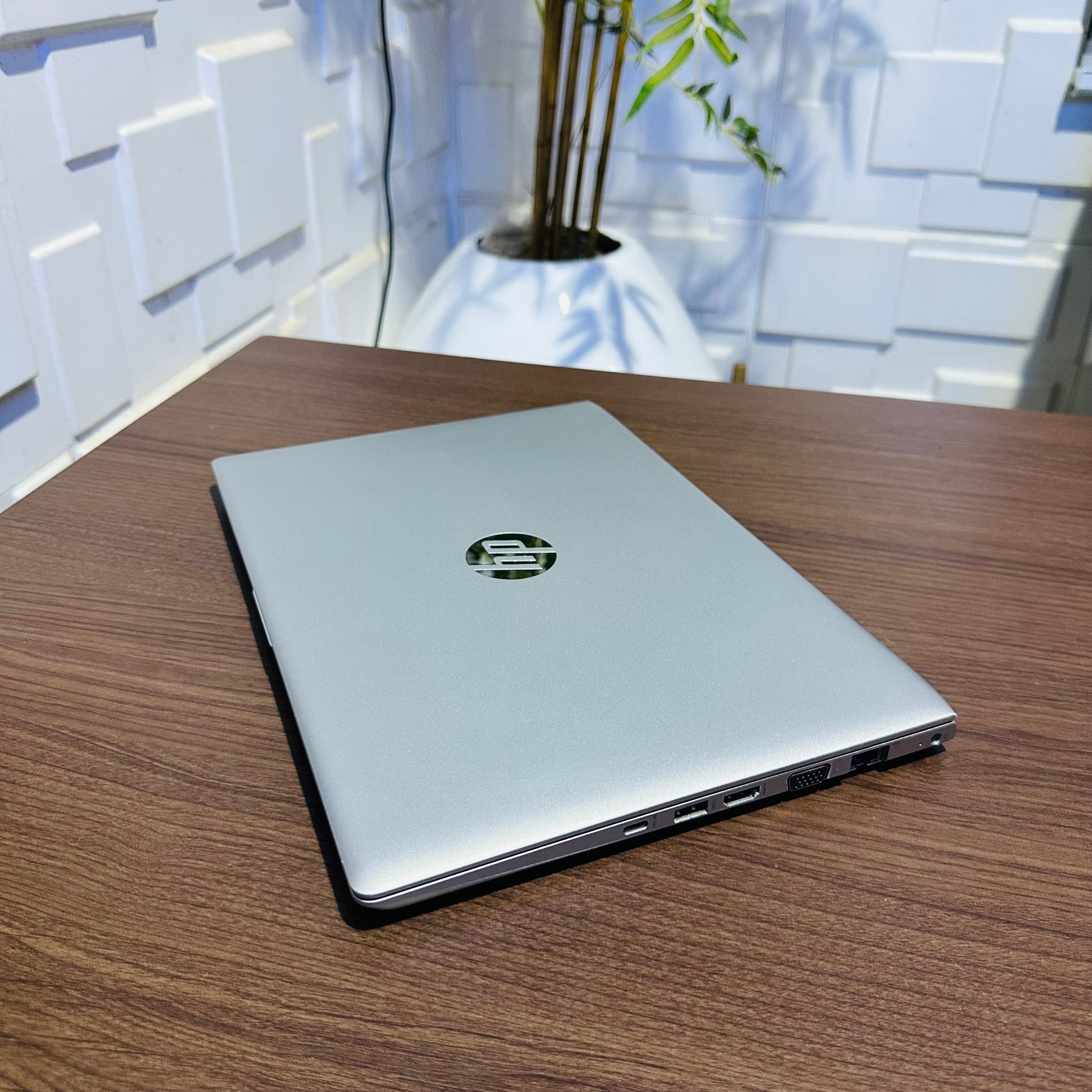 HP ProBook 430 G5 - 8th Gen. Intel Core i3 - 128GB SSD - 4GB RAM