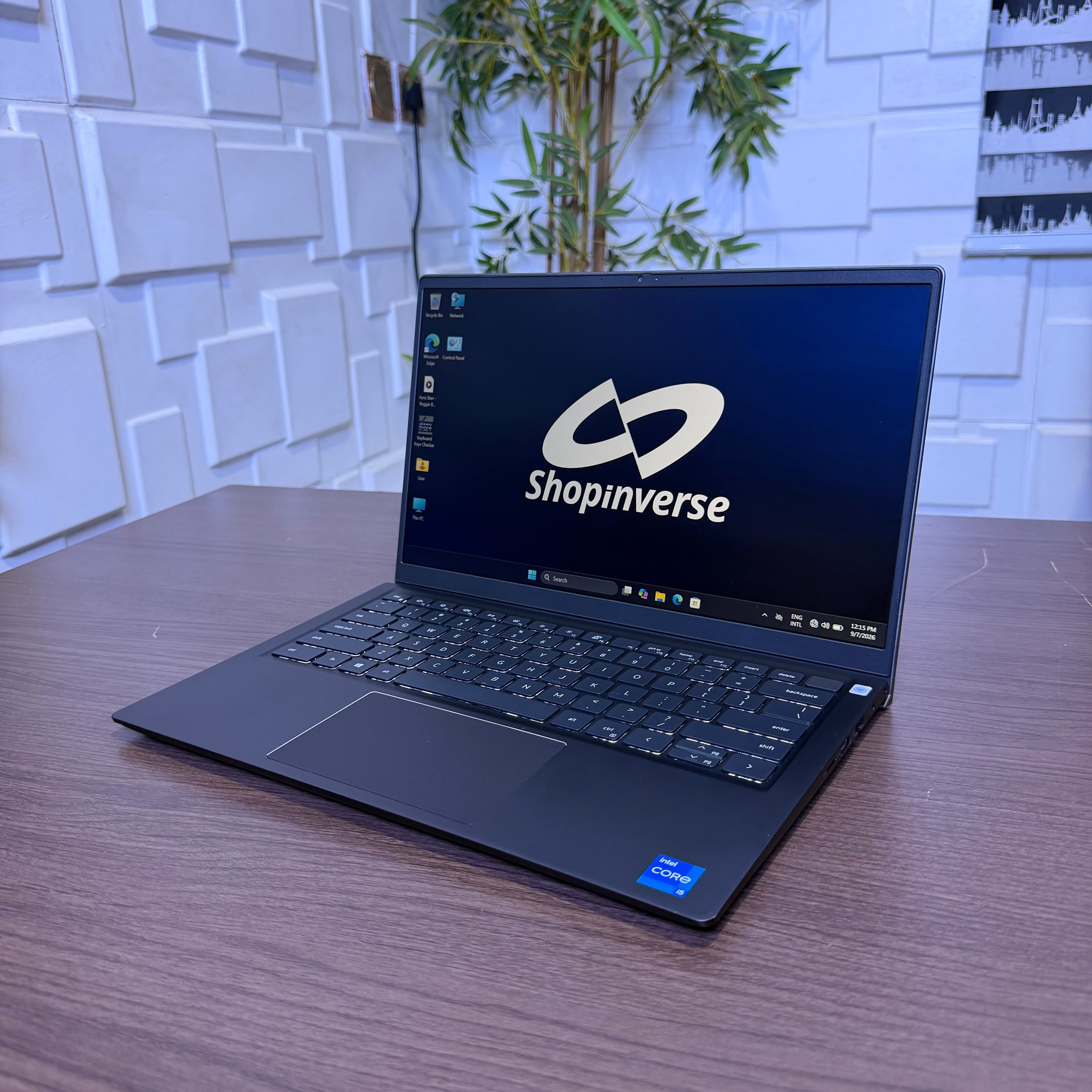 Dell Vostro 14 5410 | 11th Gen Core i5 | 8GB RAM | 256GB SSD | Full HD | Backlit Keyboard