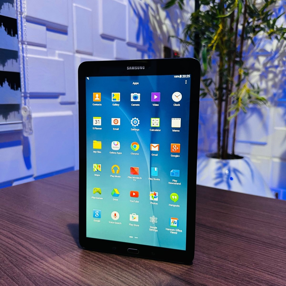 10 - inch Samsung Galaxy Tab E SM - T560 - 16GB