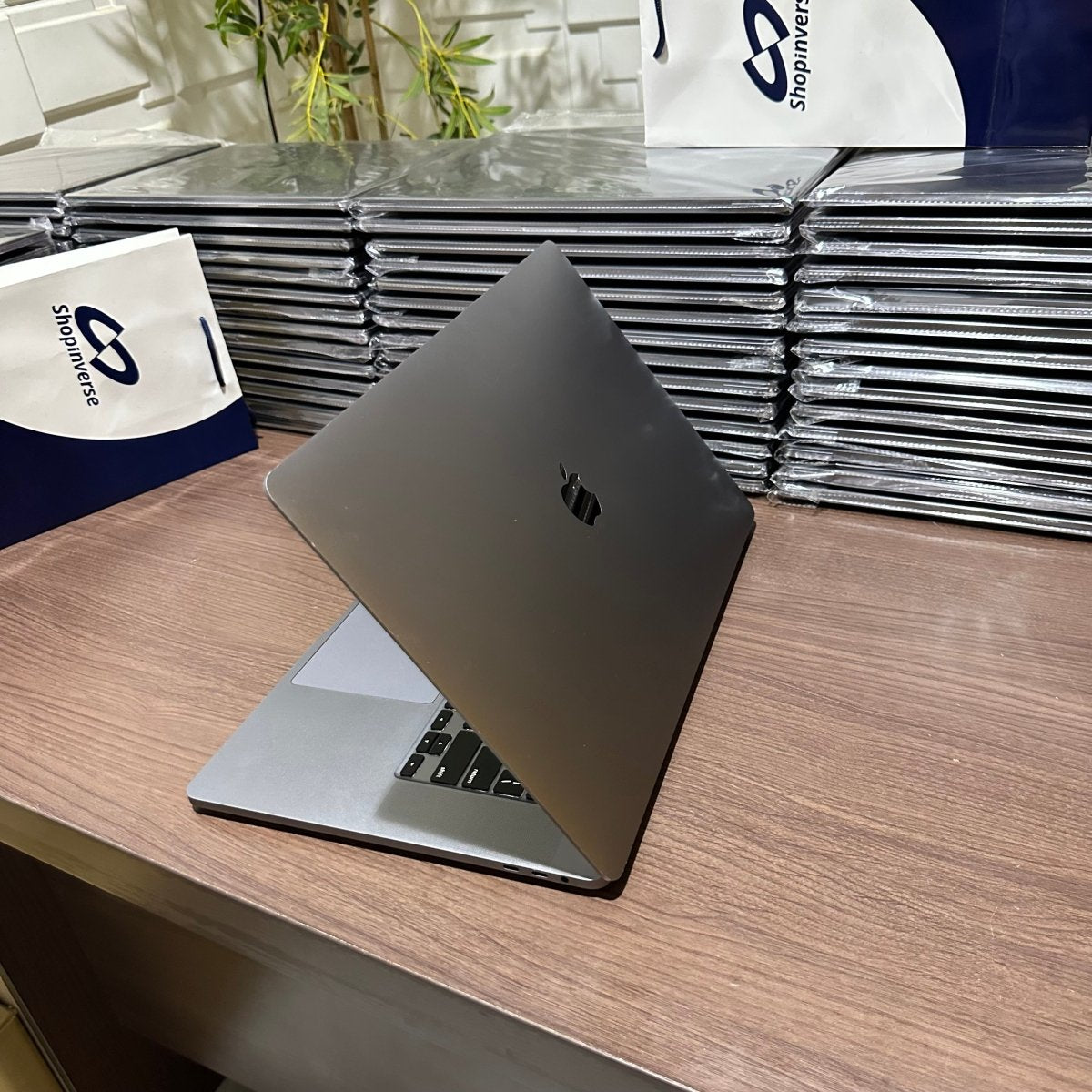 16-inch Apple MacBook Pro 2019 - Intel Core i9 - 1TB SSD - 16GB