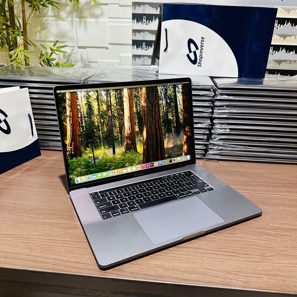 16 - inch Apple MacBook Pro 2019 - Intel Core i9 - 500GB SSD - 32GB RAM - 4GB Dedicated Graphics - Touch ID - Touch Bar - Keyboard Light - (Minor body dent)