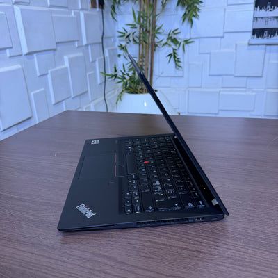 Lenovo ThinkPad T14s | AMD Ryzen 5 PRO | 16GB RAM | 256GB SSD | Full HD Touchscreen | Backlit Keyboard