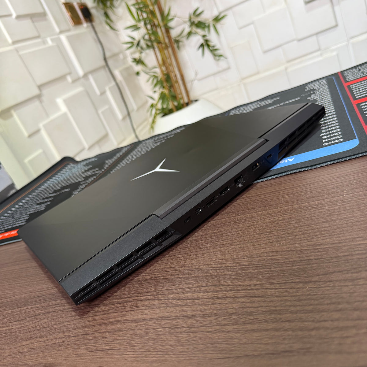 Lenovo Legion Y545 PG0 Gaming Laptop | 9th Gen Intel Core i7 | 24GB RAM | 512GB SSD | 4GB NVIDIA GeForce GTX 1650 | Backlit Keyboard