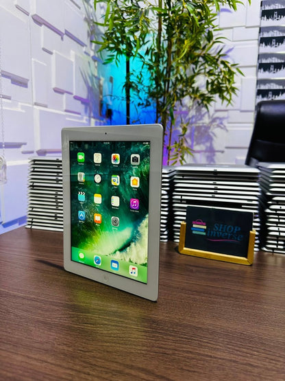 16GB Apple iPad 2 - WiFi - White