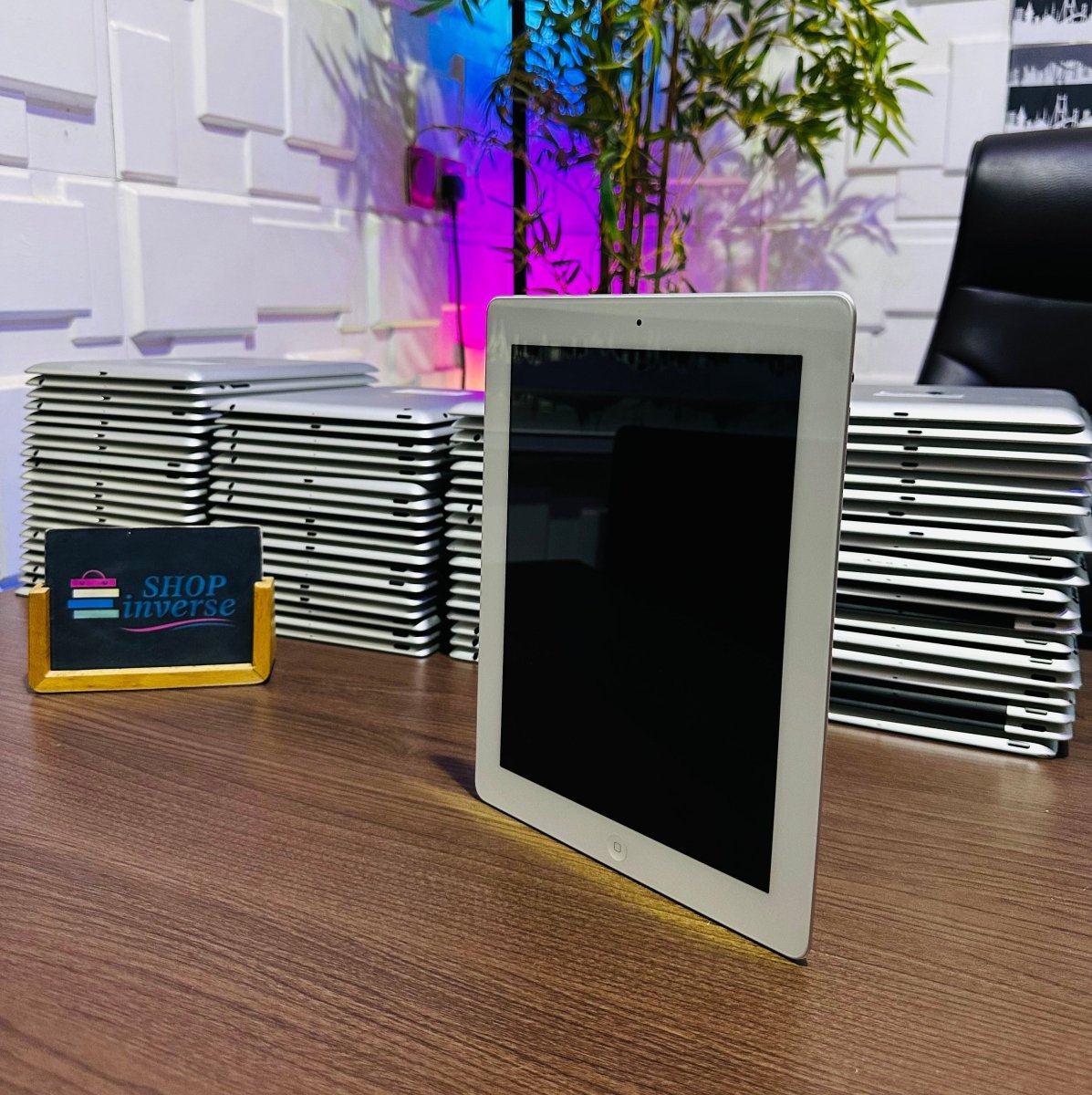 16GB Apple iPad 2 - WiFi - White