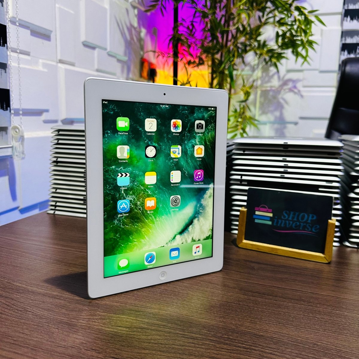 16GB Apple iPad 2 - WiFi - White