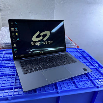 Dell Latitude 7420 2 - in - 1 - 11th Gen Intel Core i7 - 512GB SSD - 16GB RAM - Keyboard Light