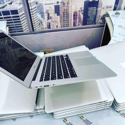 2012 Apple MacBook Air - Intel Core i5 - 64GB SSD - 4GB RAM - Keyboard Light