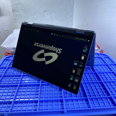 Dell Latitude 7420 2 - in - 1 - 11th Gen Intel Core i7 - 512GB SSD - 16GB RAM - Keyboard Light