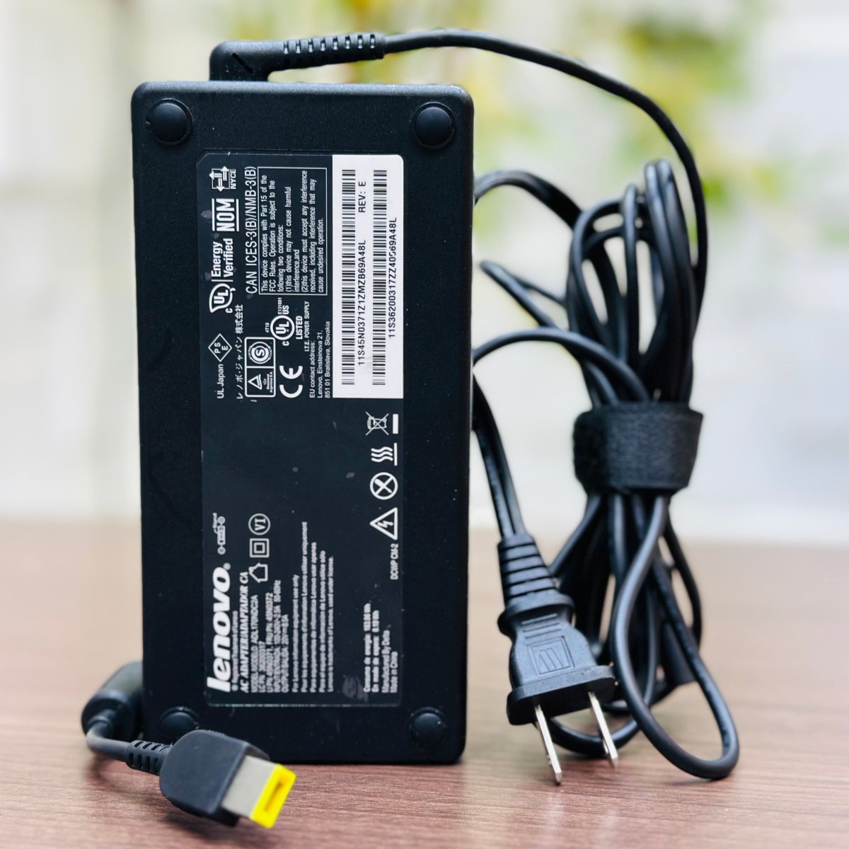 20V 8.5A Lenovo AC Adapter - USA Plug