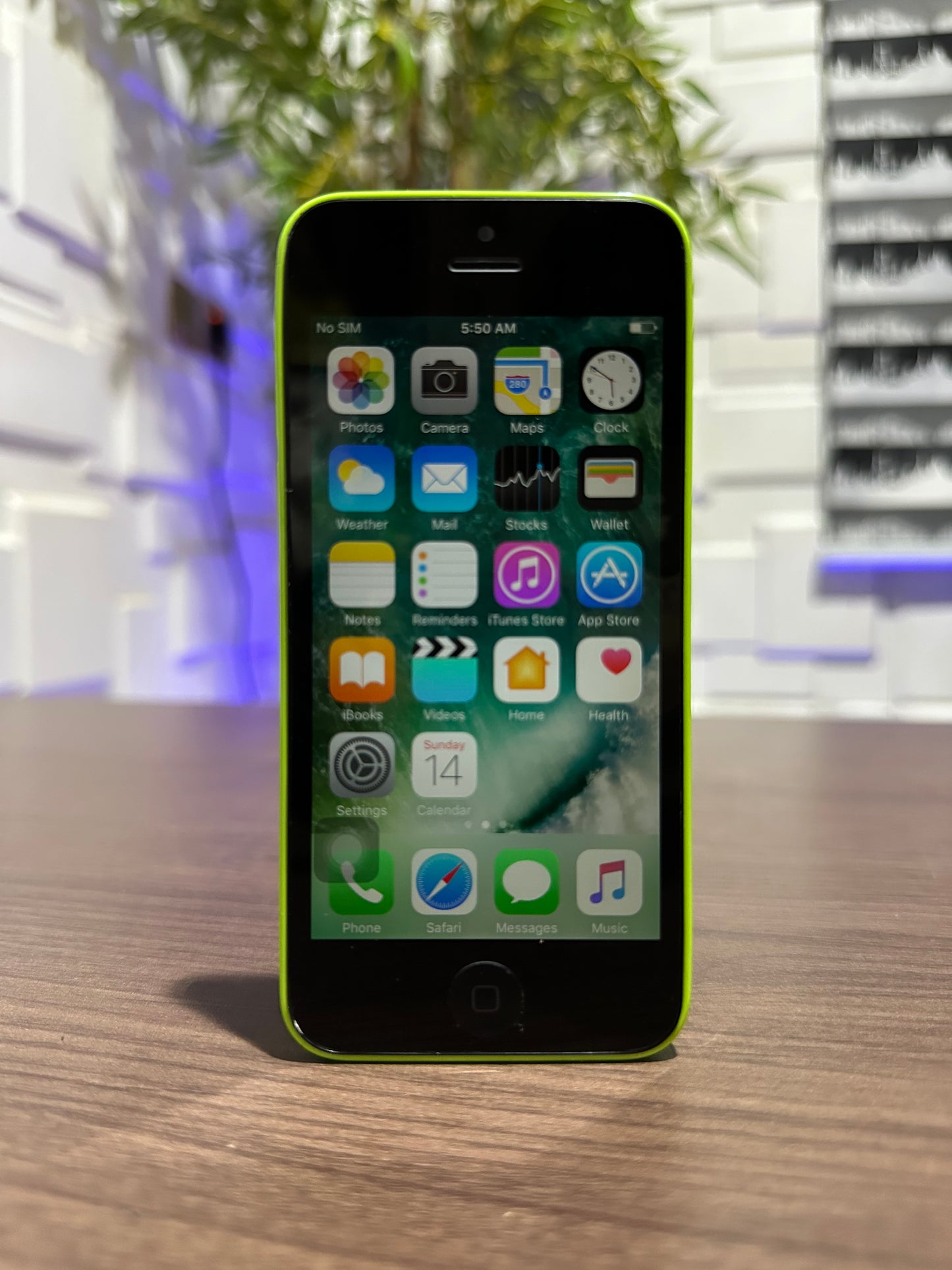 32GB Apple iPhone 5c - Green