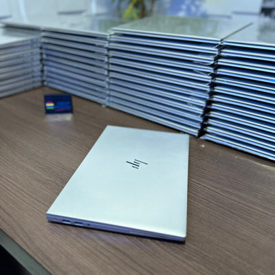 HP EliteBook 840 G8 - 11th Gen. Intel Core i5 - 256GB SSD - 16GB RAM - Keyboard Light