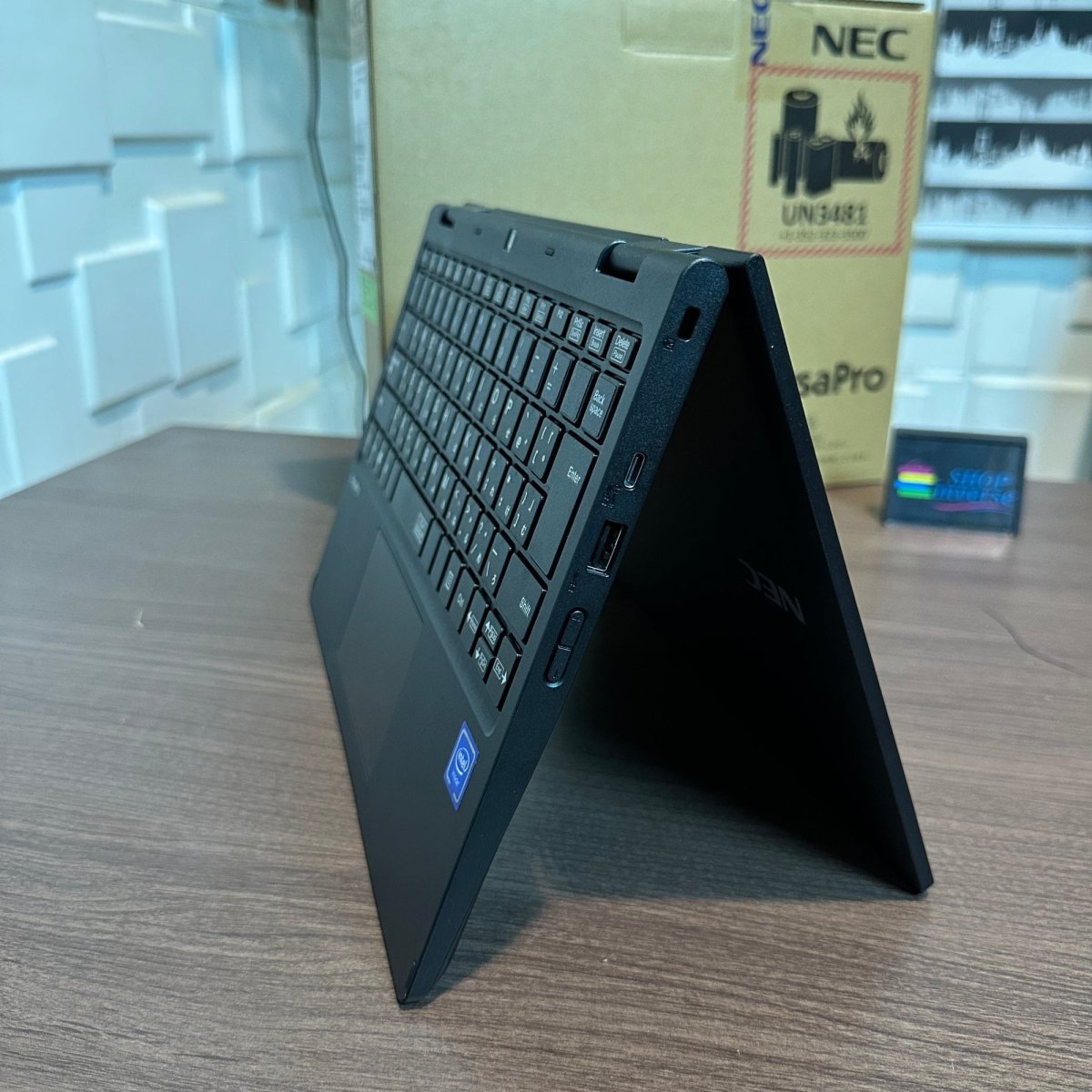Nec VersaPro VEE 11R5 - Intel Celeron N4120 - 64GB eMMC - 4GB RAM - Touchscreen