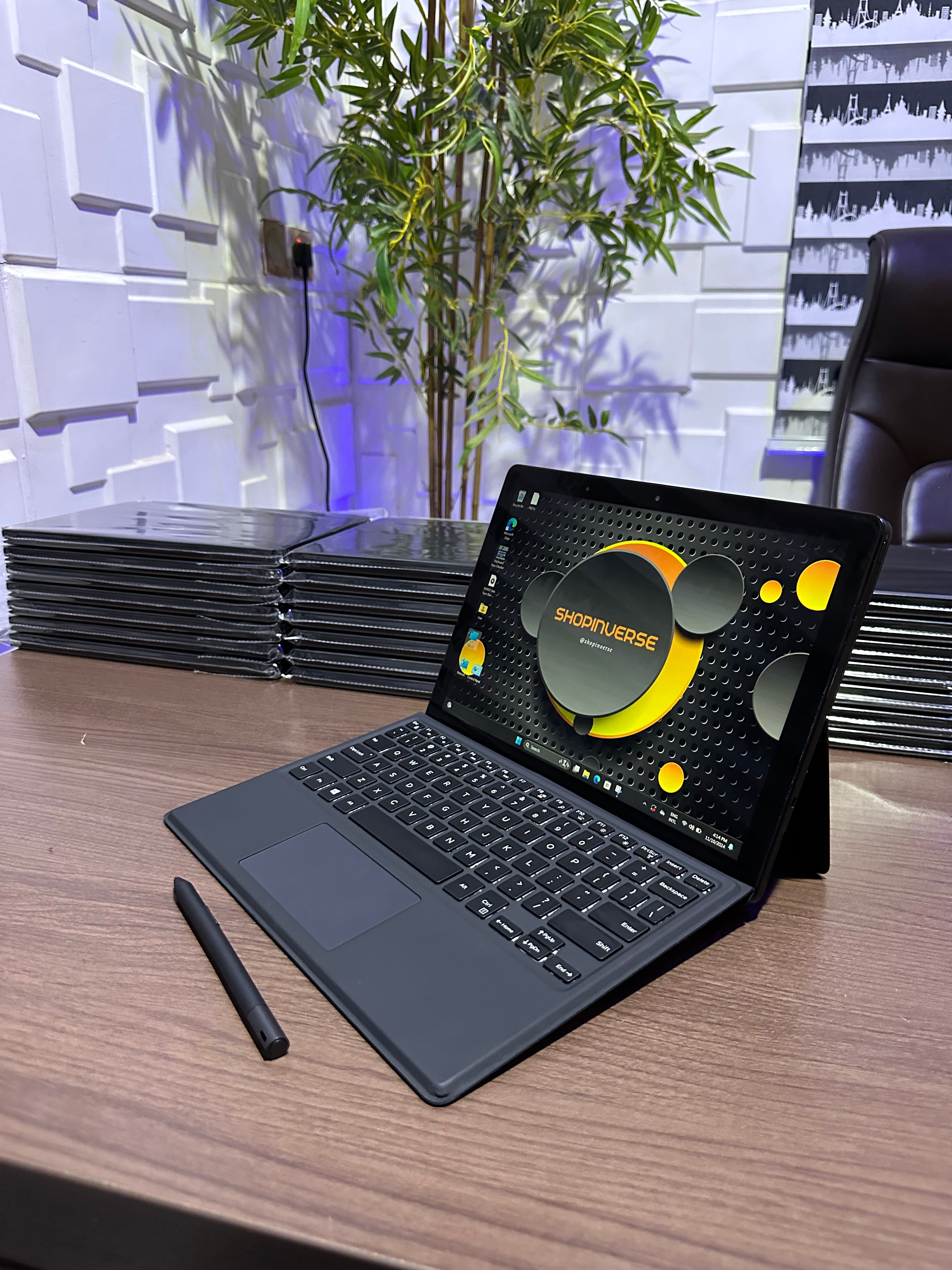 Dell Latitude 5285 2-in-1 - 7th Gen. Intel Core i5 - 256GB SSD - 8GB R – SHOPINVERSE Dell Latitude 5285 2-in-1 - 7th Gen. Intel Core i5 - 256GB SSD - 8GB R – SHOPINVERSE