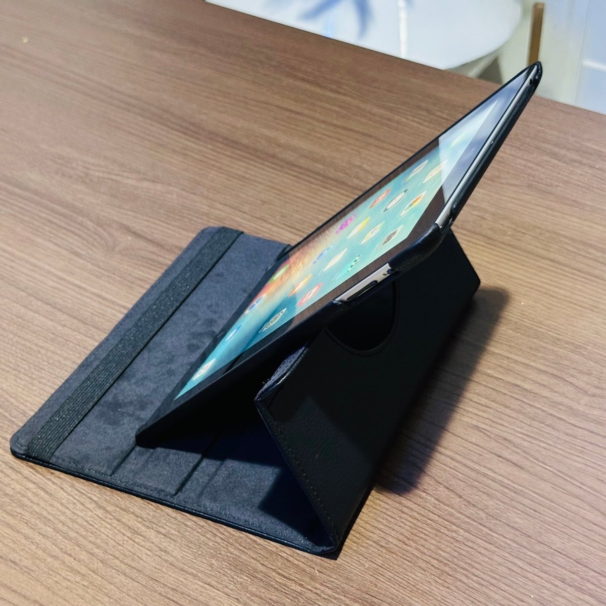 32GB Apple iPad 2 - WiFi + SIM - Black