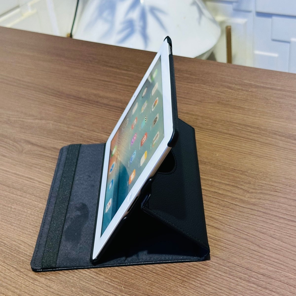 32GB Apple iPad 2 - WiFi - White