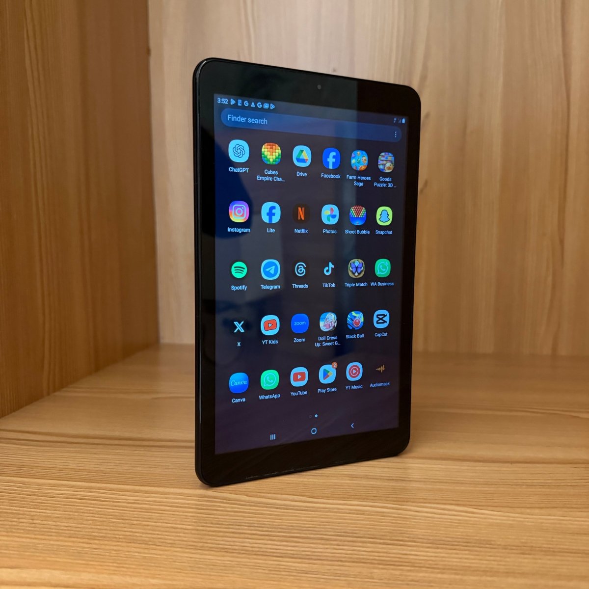 32GB Samsung Galaxy Tab A 8 - Sim Android Tablet