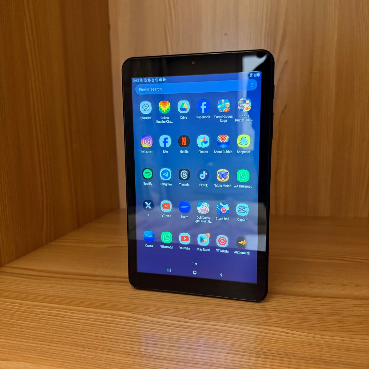 32GB Samsung Galaxy Tab A 8 - Sim Android Tablet