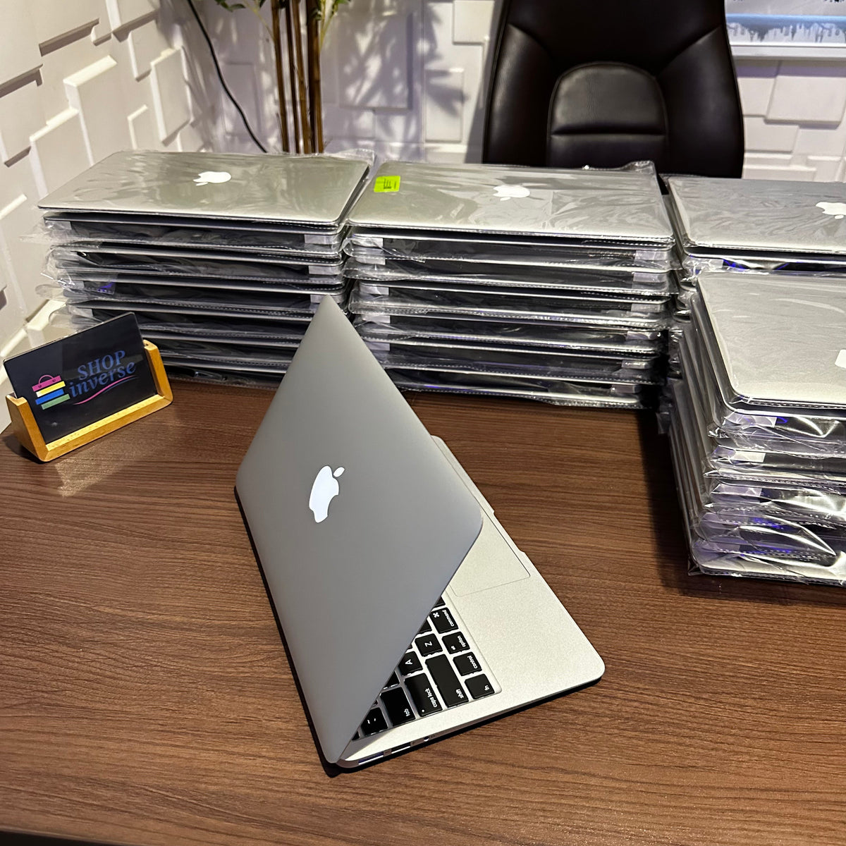 2012 Apple MacBook Air A1465 | Intel Core i5 | 4GB RAM | 64GB SSD | Backlit Keyboard