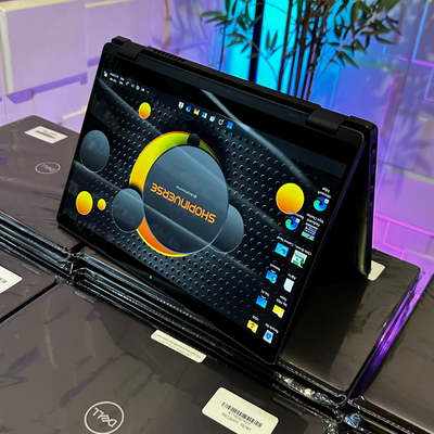 Dell Latitude 5300 2 - in - 1 - 8th Gen. Intel Core i7 - 256GB SSD - 8GB RAM - Touchscreen - Keyboard Light