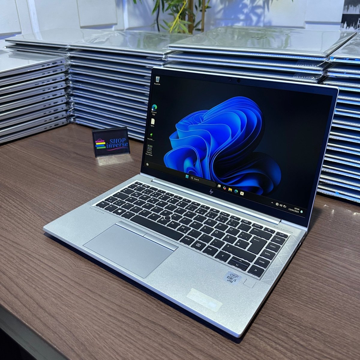 HP EliteBook 840 G7 - 10th Gen. Intel Core i5 - 256GB SSD - 8GB RAM - Keyboard Light