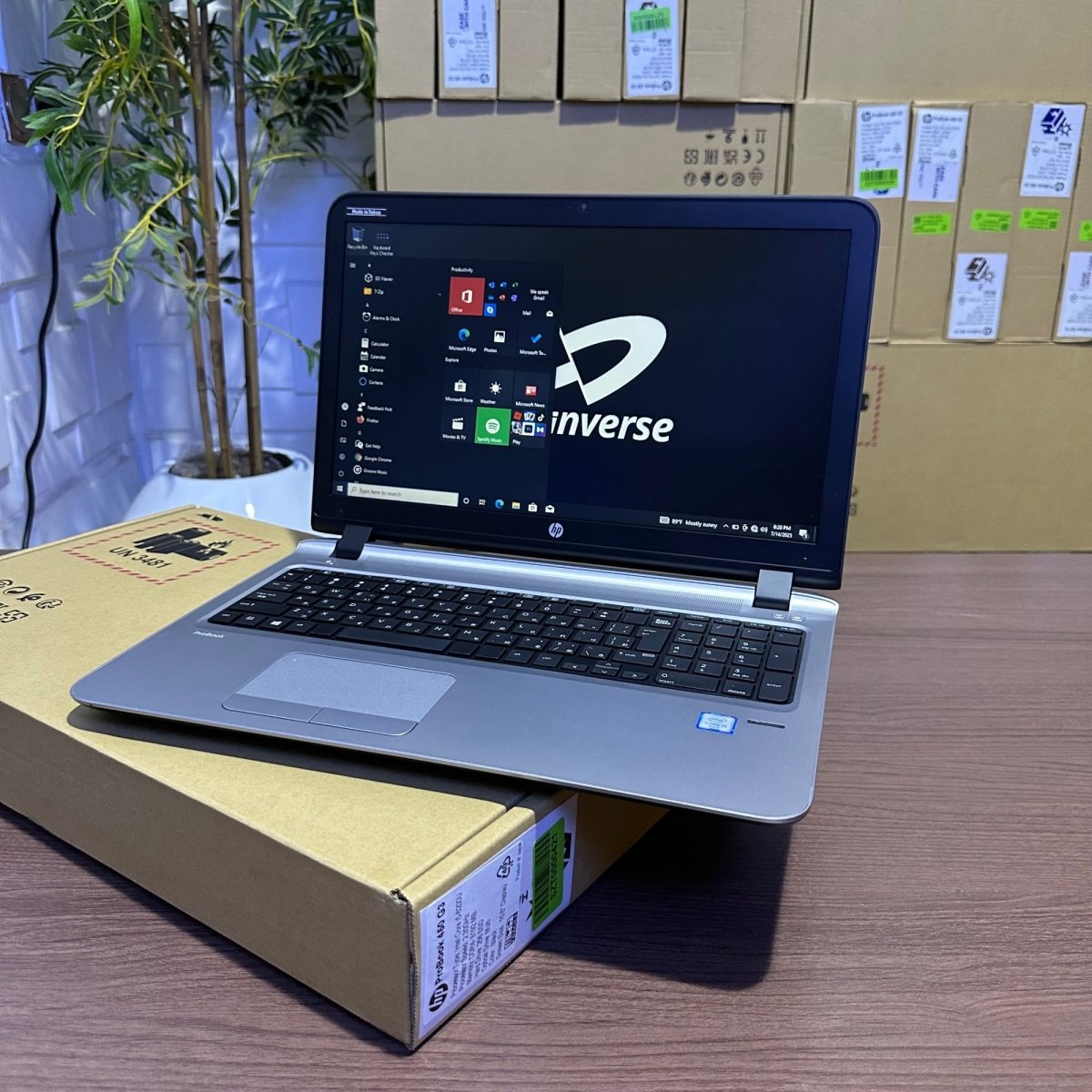 HP ProBook 450 G3 - Intel Core i5 - 256GB SSD - 8GB RAM