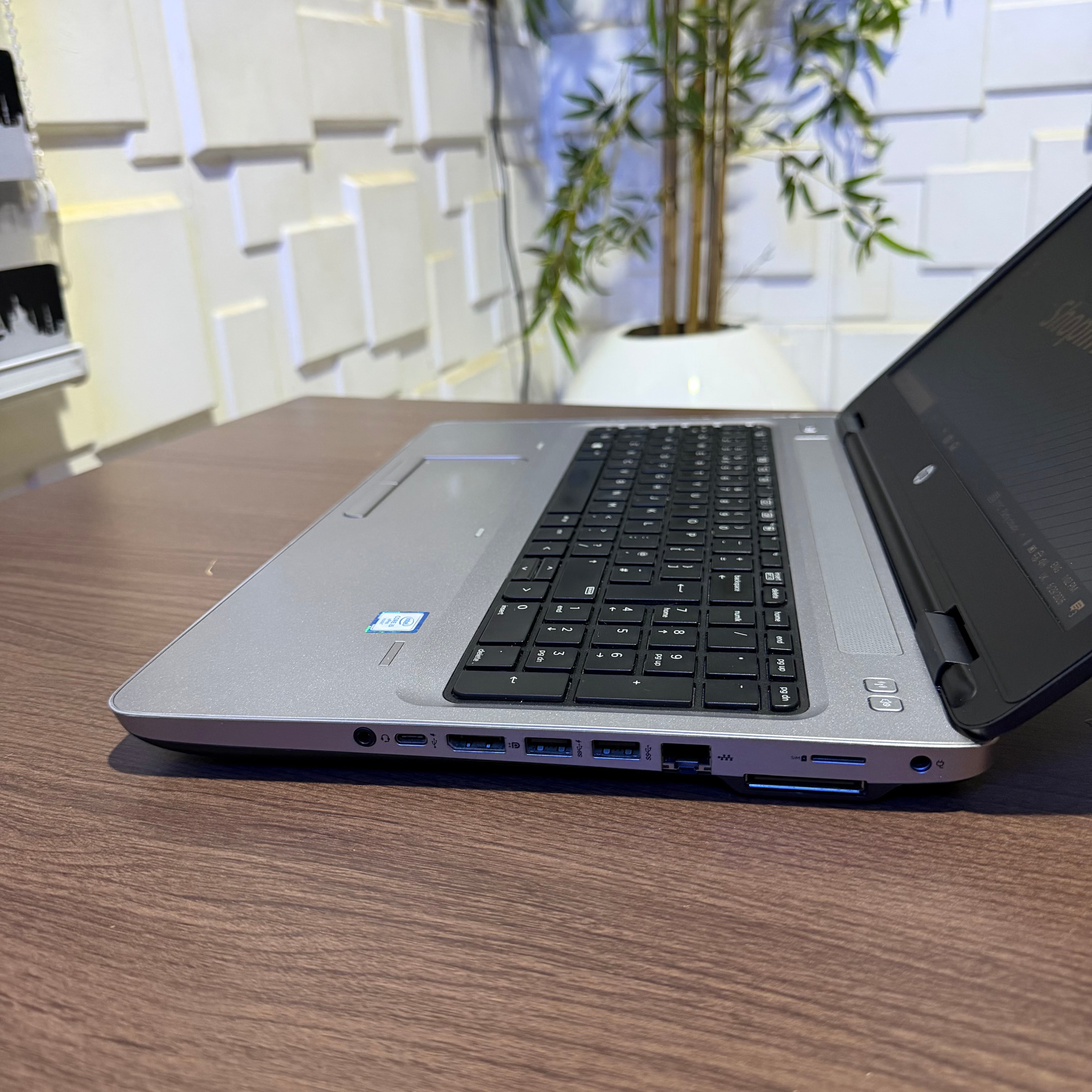 HP ProBook 650 G2 | 6th Gen Core i5 | 256GB SSD | 8GB RAM