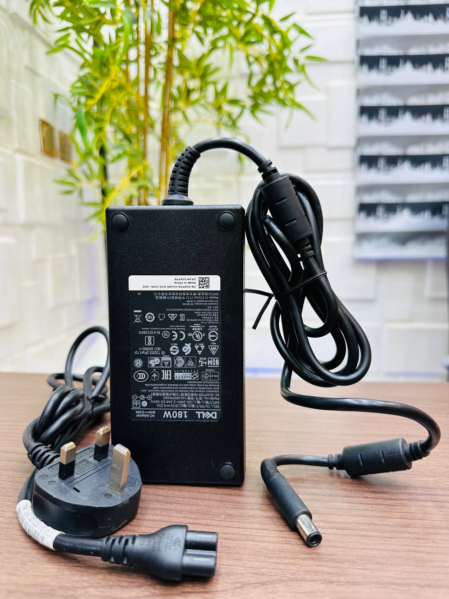 Dell Laptop Charger 180w 19.5V 9.23A - UK Plug