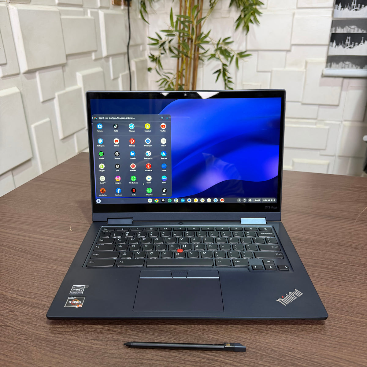 Lenovo ThinkPad C13 Yoga Gen 1 Chromebook | Ryzen 5 3500C | 8GB RAM | 128GB eMMC | Backlit Keyboard