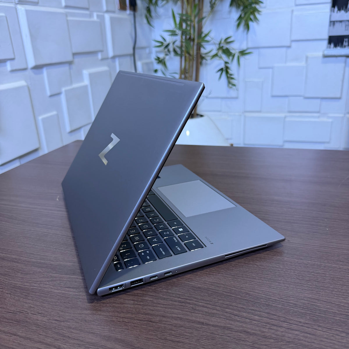HP ZBook Firefly 14 G9 | 12th Gen Core i7 | 16GB RAM | 512GB SSD | Backlit Keyboard