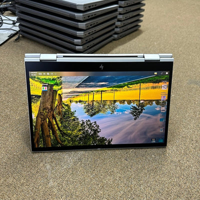 HP EliteBook x360 830 G8 - 11th Gen. Intel Core i5 - 512GB SSD - 16GB RAM - Keyboard Light - Touchscreen