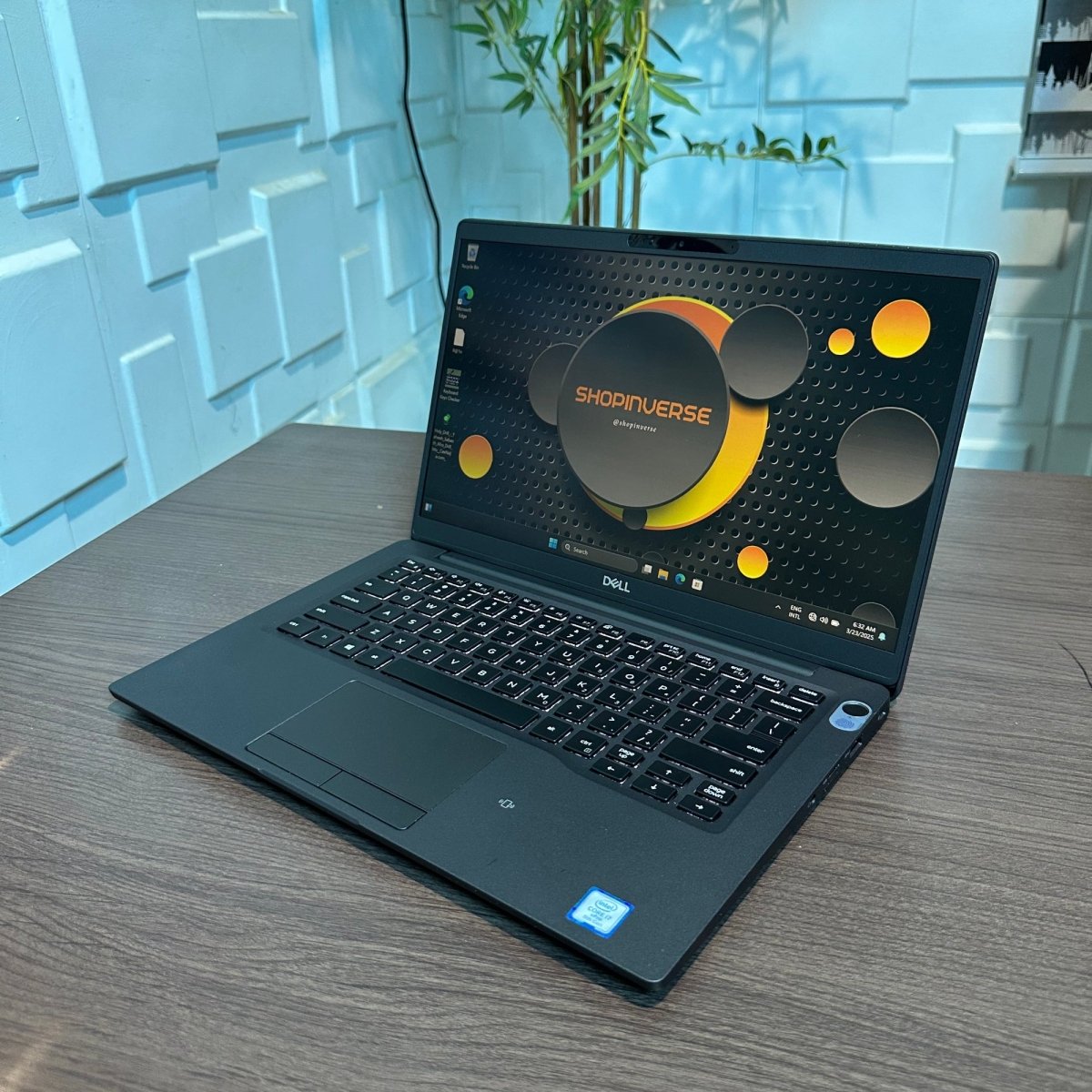 Dell Latitude 7400 - 8th Gen. Intel Core i5 - 256GB SSD - 16GB RAM - keyboard Light - Touchscreen