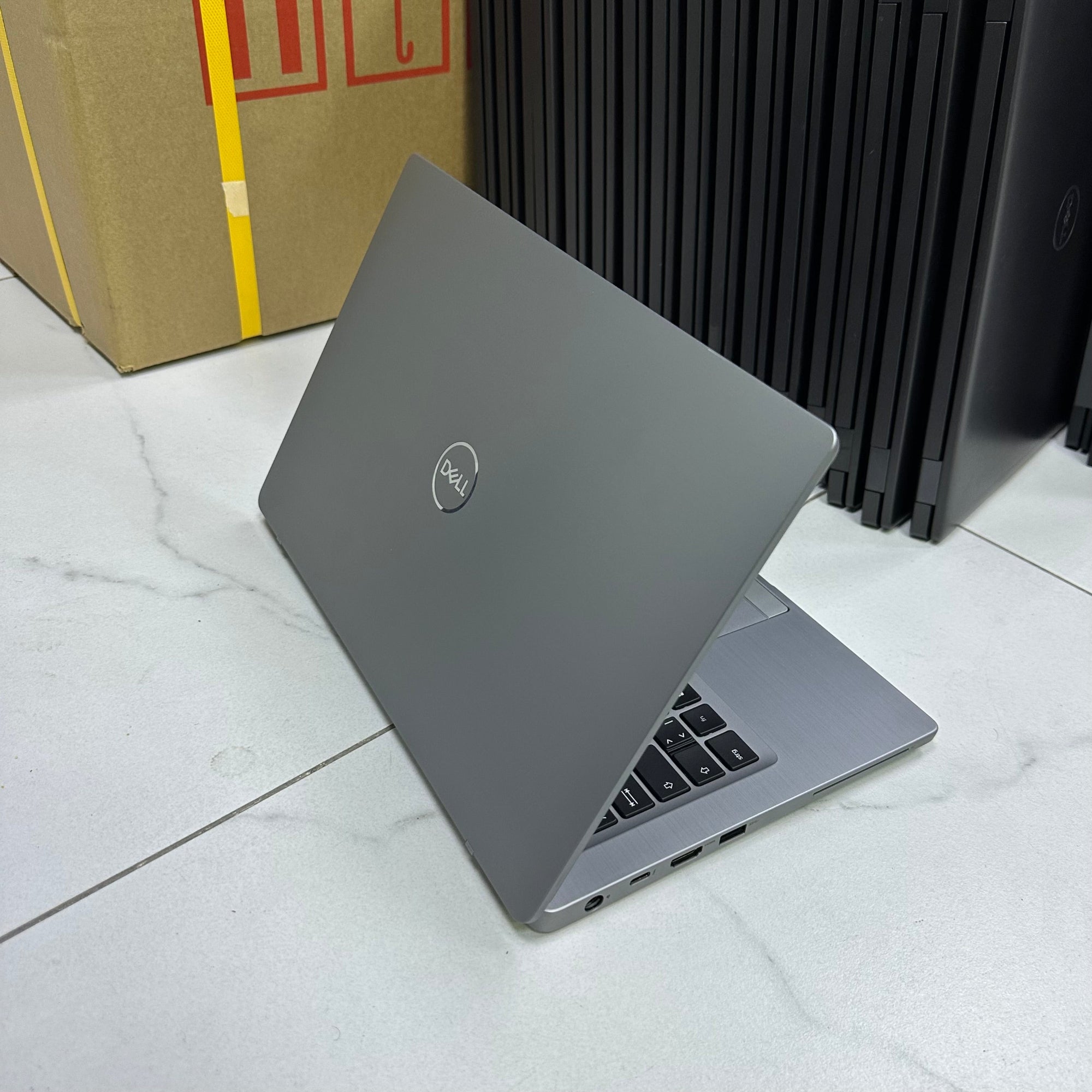 第8世代 i5 16G SSD 256G オフィス付 Latitude 7300 61G9iFpGqAL._UF350,350_QL50_.jpg