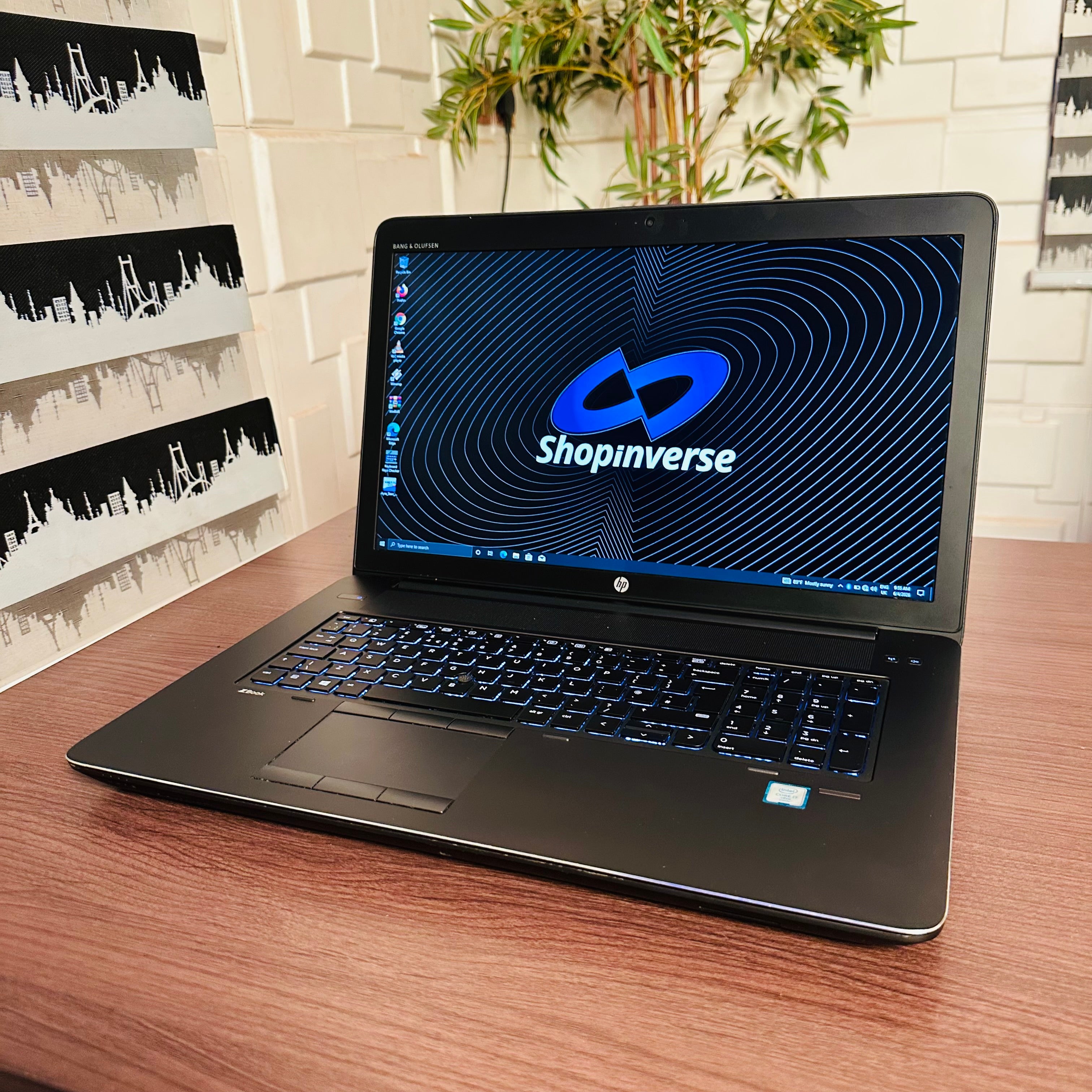 HP ZBook 17 G3 | 6th Gen Core i7 | 8GB RAM | 256GB SSD | 4GB Nvidia Graphics | Backlit Keyboard