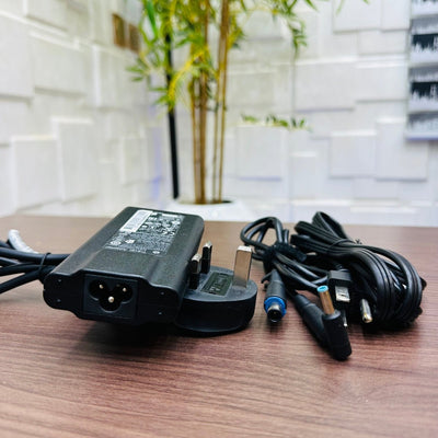 HP 65W 19.5V Blue Mouth Pin / USB Travel Adapter - USA + UK Plug