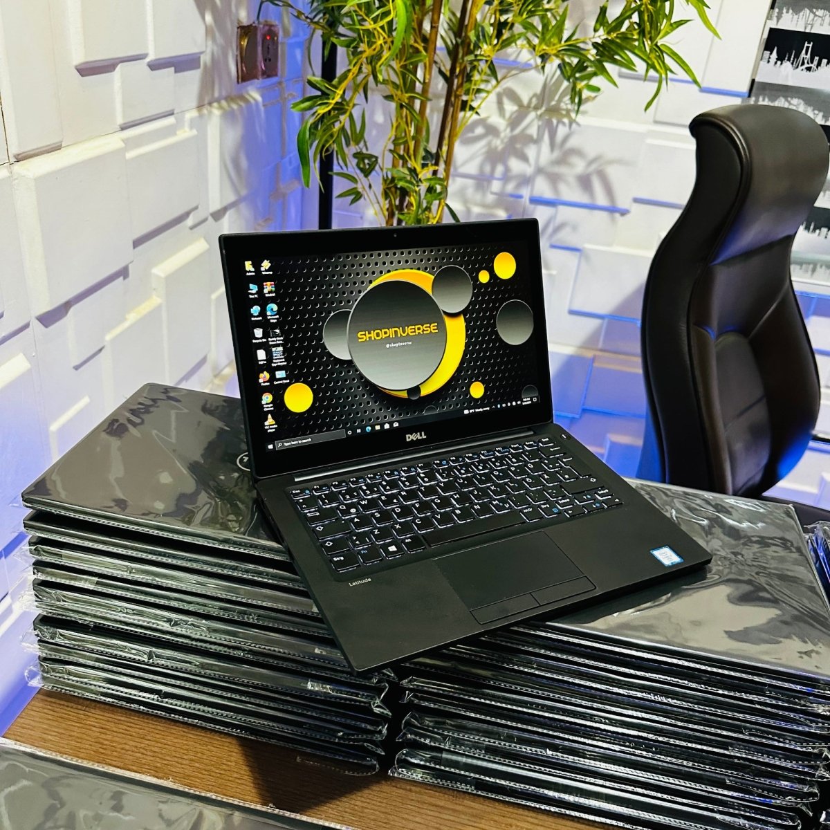 Dell Latitude 7280 - 6th Gen. Intel Core i5 - 256GB SSD - 8GB RAM - Keyboard Light - Touchscreen