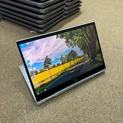 HP EliteBook x360 830 G8 - 11th Gen. Intel Core i5 - 512GB SSD - 16GB RAM - Keyboard Light - Touchscreen