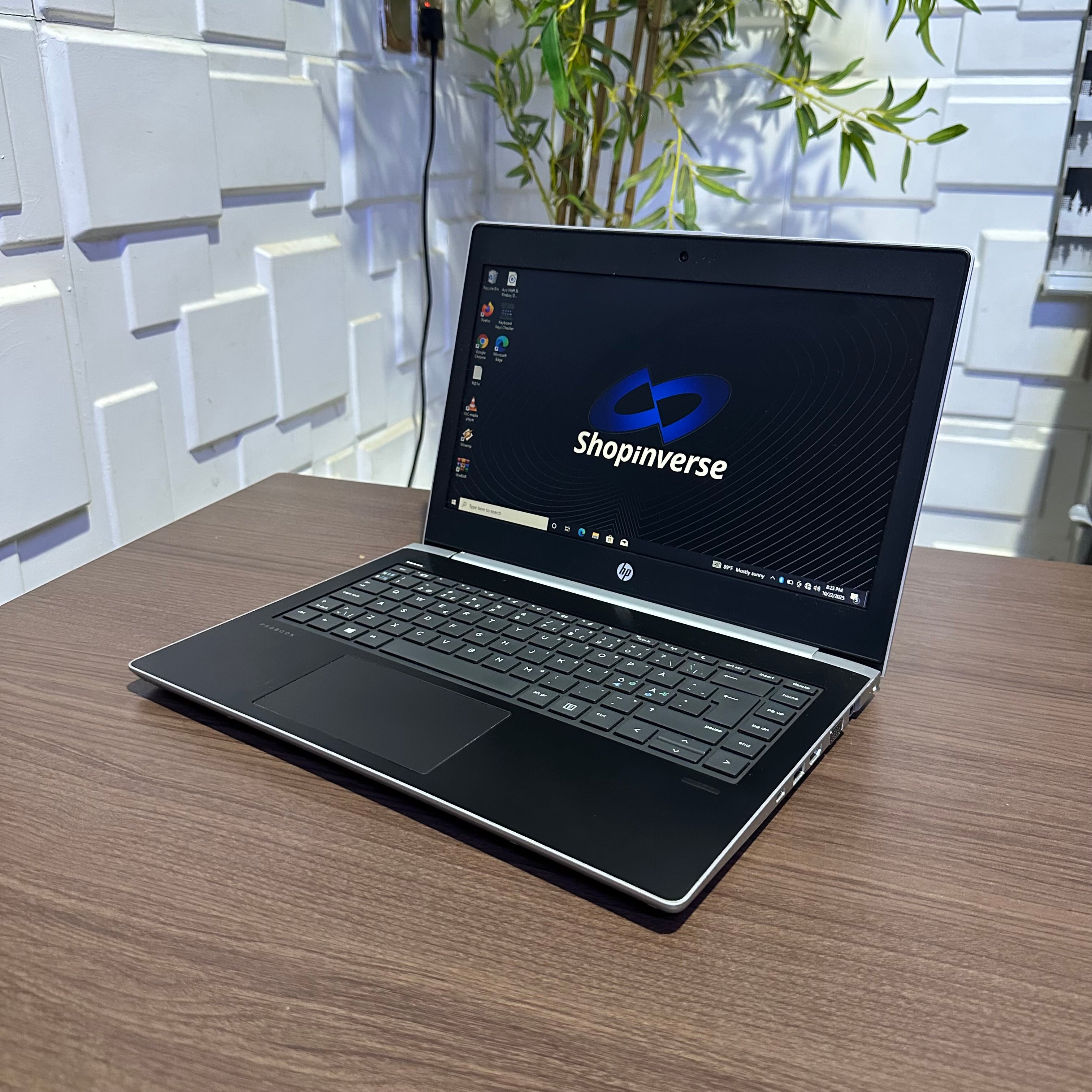 HP ProBook 430 G5 - 8th Gen. Intel Core i3 - 128GB SSD - 4GB RAM