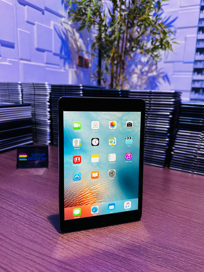 Apple iPad Mini 2 - 16GB - WiFi - Space Gray