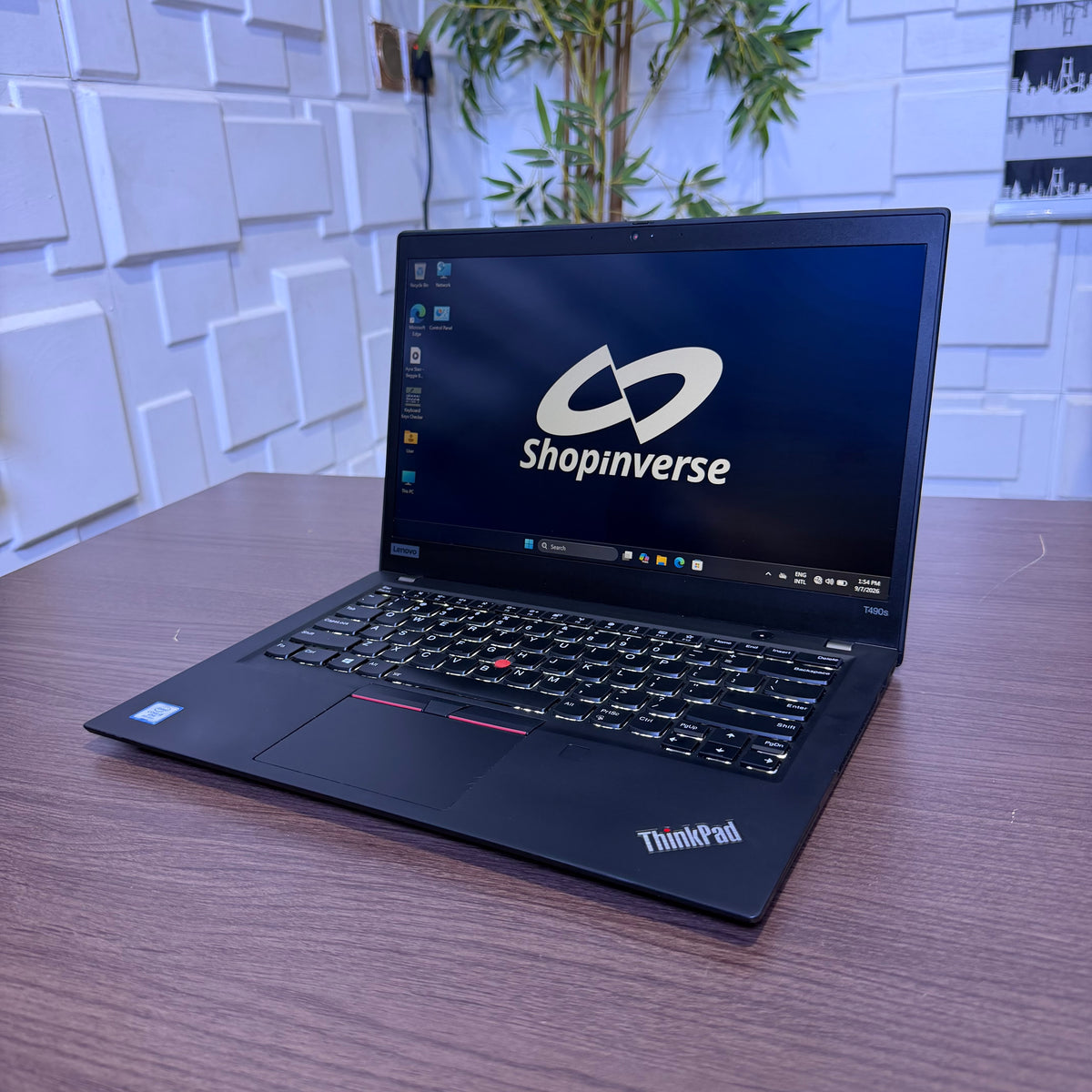 Lenovo ThinkPad T490s | 8th Gen Core i5 | 8GB RAM | 256GB SSD | Full HD | Backlit Keyboard