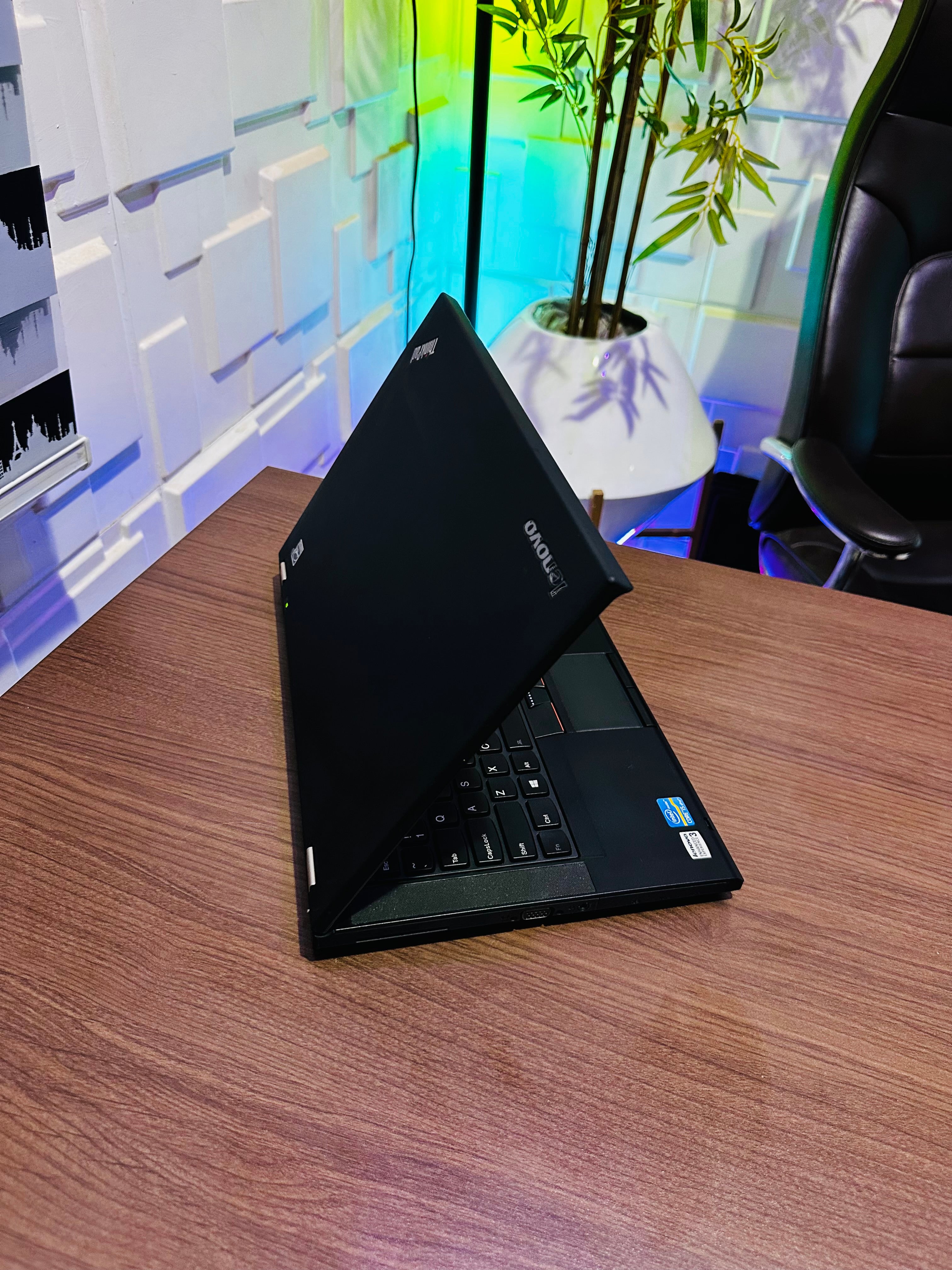 Lenovo Thinkpad T430 - Intel Core i5 - 240GB SSD - 8GB RAM