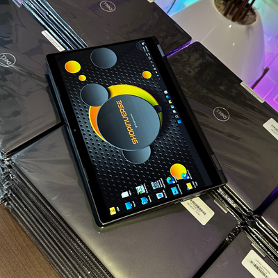 Dell Latitude 5300 2 - in - 1 - 8th Gen. Intel Core i7 - 256GB SSD - 8GB RAM - Touchscreen - Keyboard Light