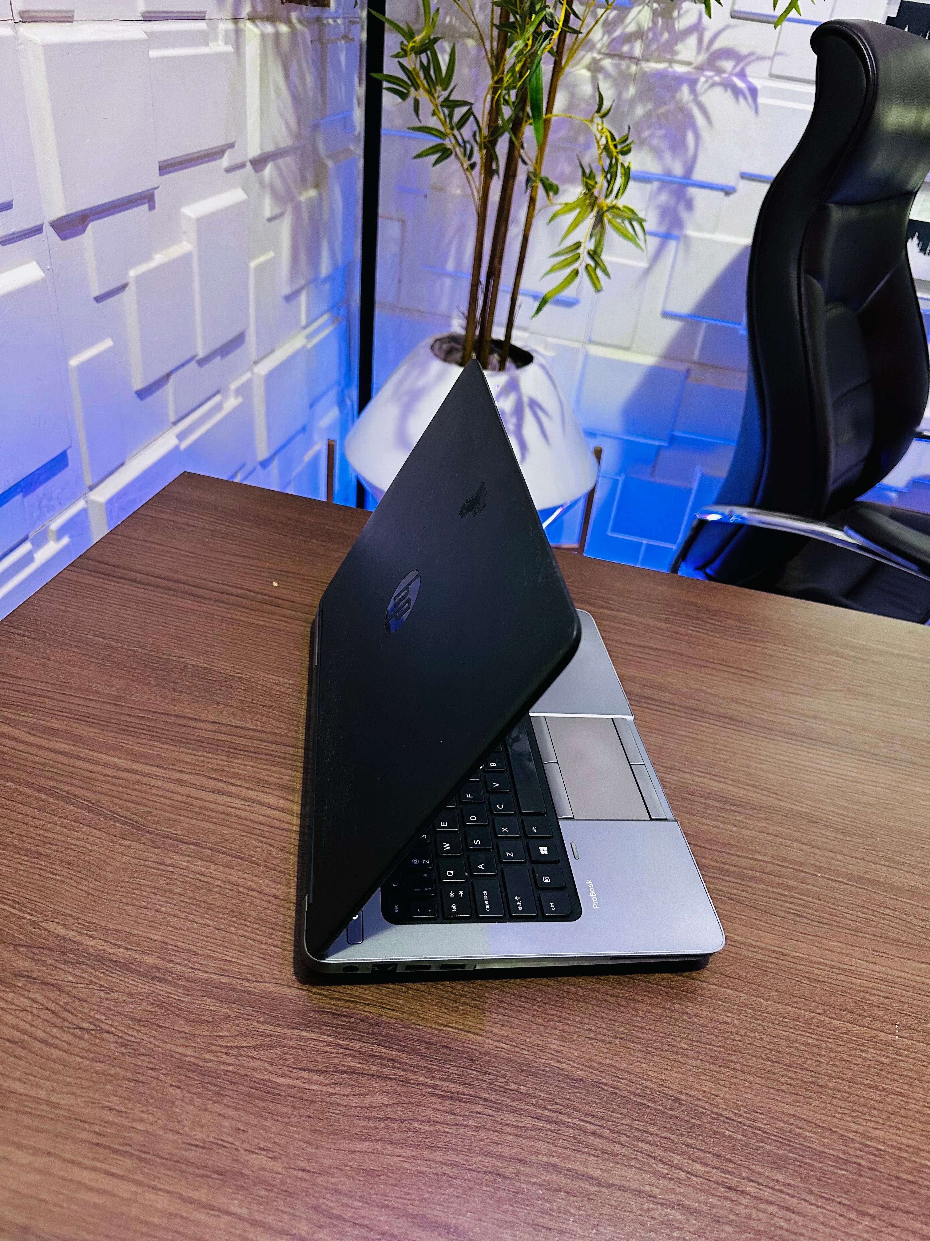 HP 645 G1 - AMD A4 - 256GB SSD - 8GB RAM