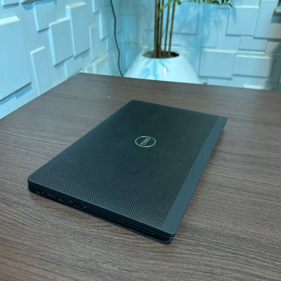 Dell Latitude 7400 - 8th Gen. Intel Core i5 - 256GB SSD - 16GB RAM - keyboard Light - Touchscreen