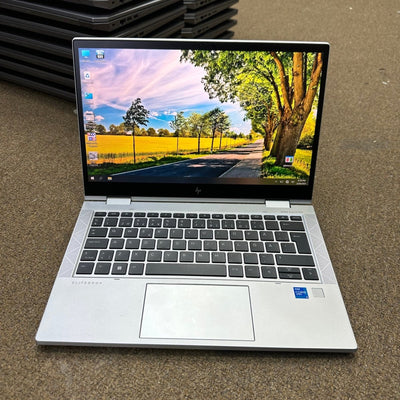 HP EliteBook x360 830 G8 - 11th Gen. Intel Core i5 - 512GB SSD - 16GB RAM - Keyboard Light - Touchscreen