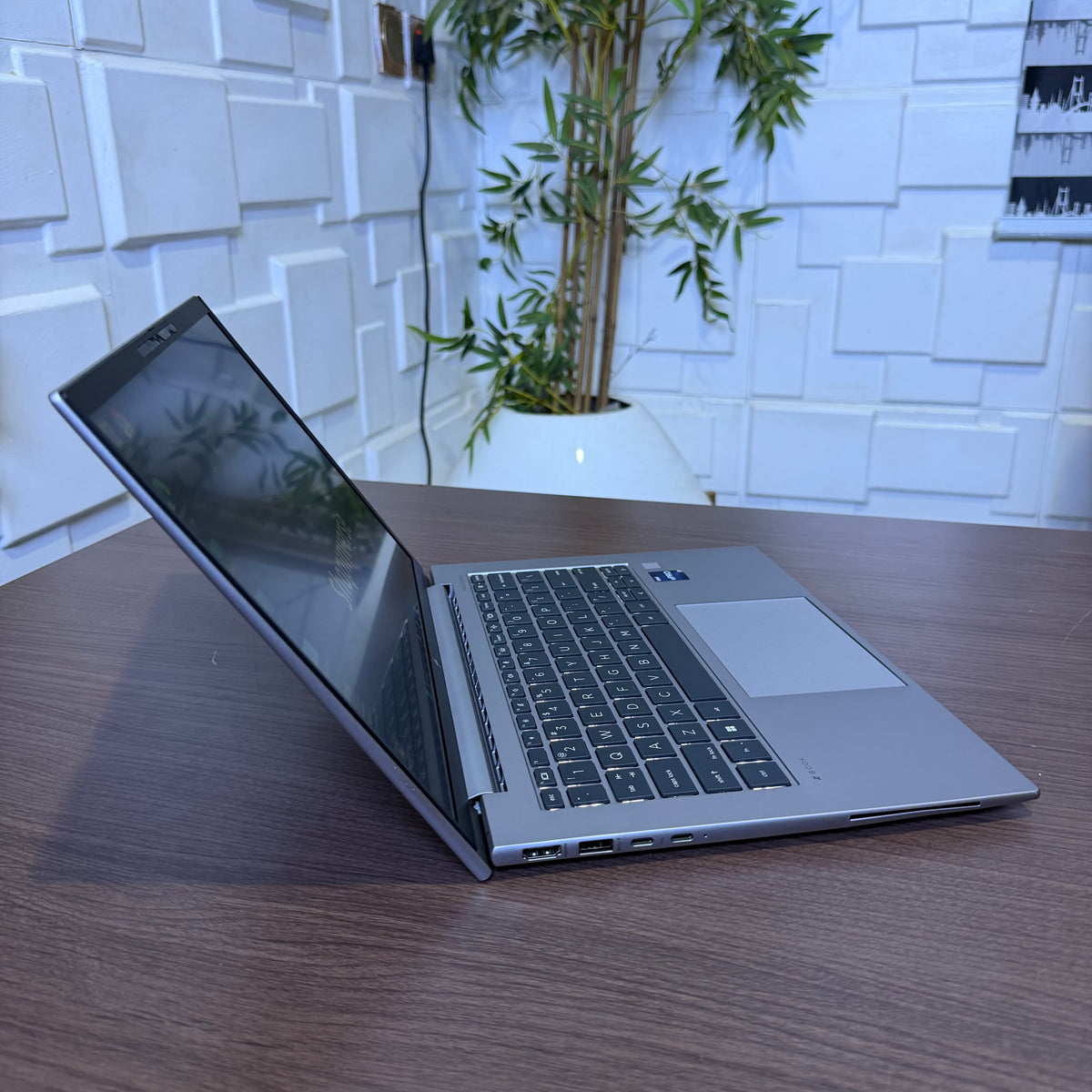 HP ZBook Firefly 14 G9 | 12th Gen Core i7 | 16GB RAM | 512GB SSD | Backlit Keyboard